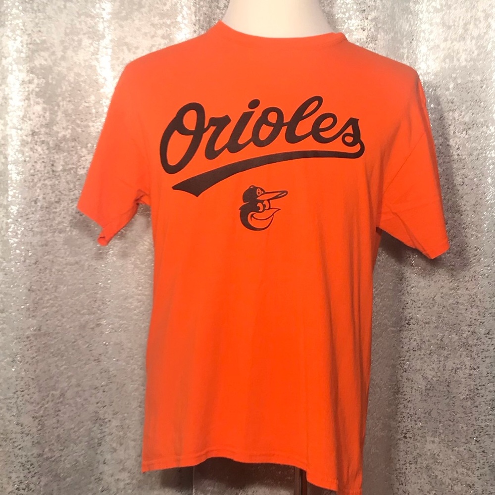 🌟 Men’s Baltimore Orioles T-shirt